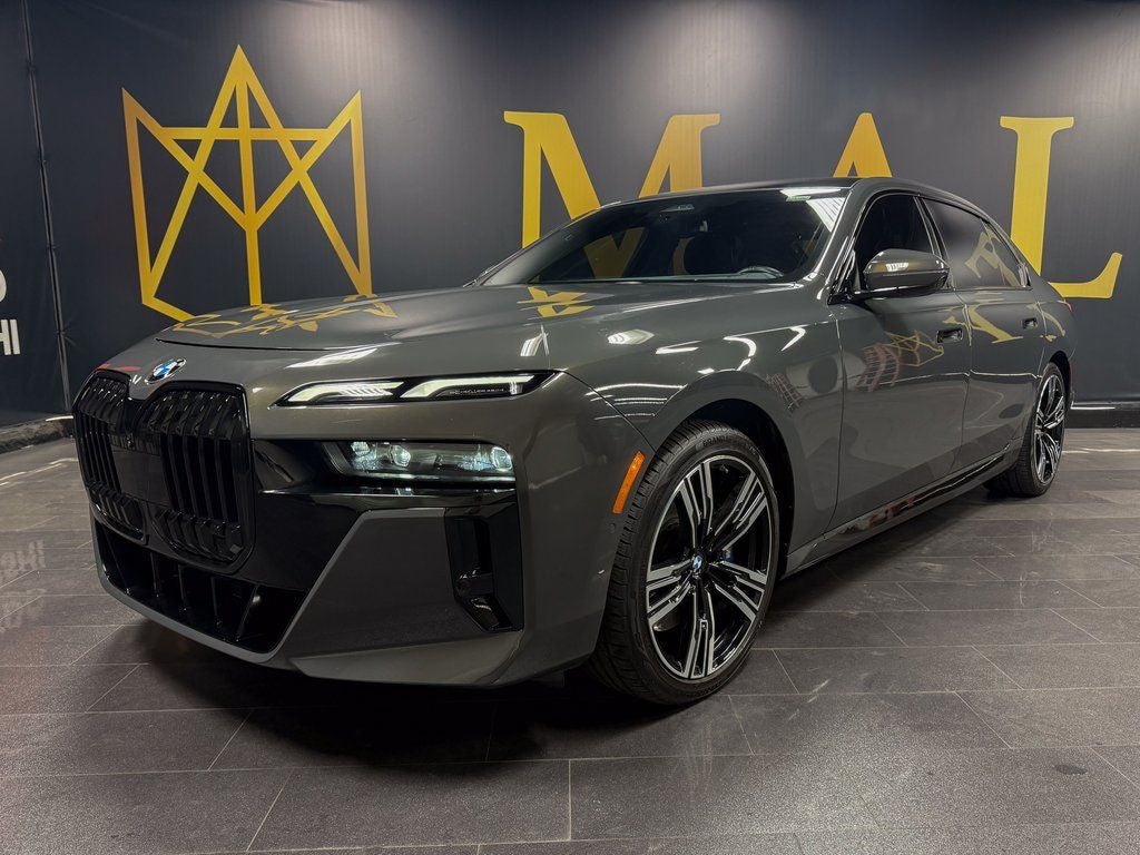 2024 BMW 7 Series 740i