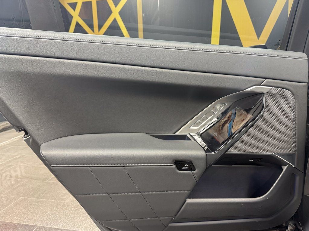 2024 BMW 7 Series 740i