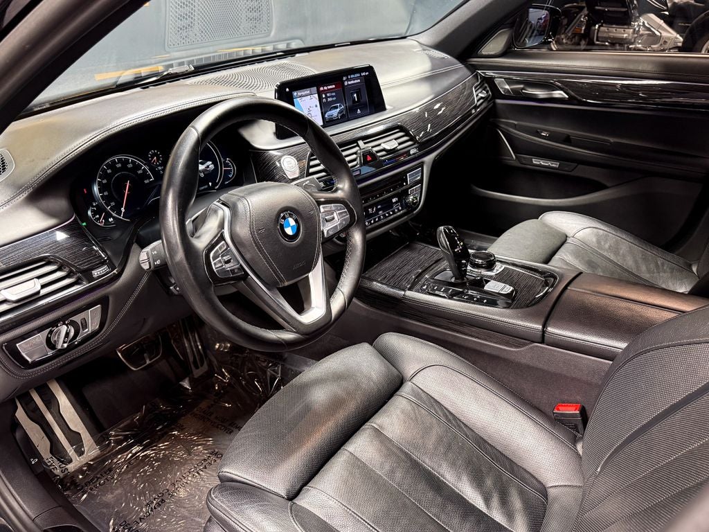 2018 BMW 7 Series 740i