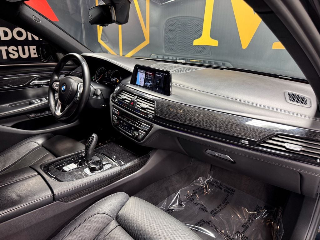 2018 BMW 7 Series 740i