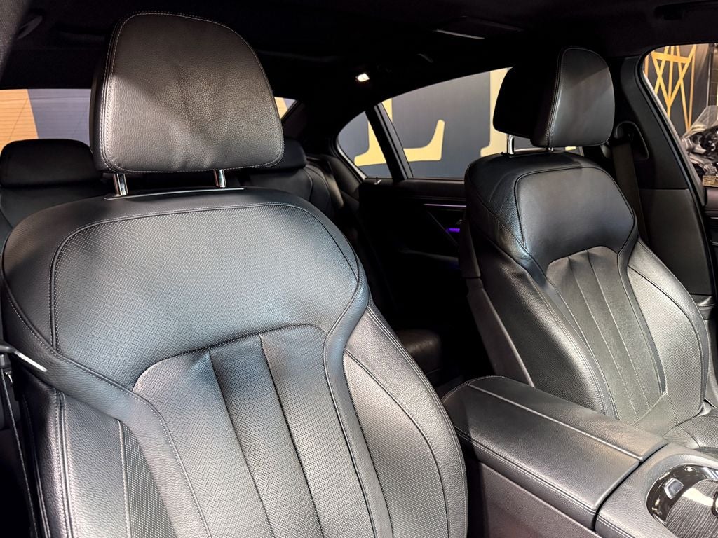 2018 BMW 7 Series 740i