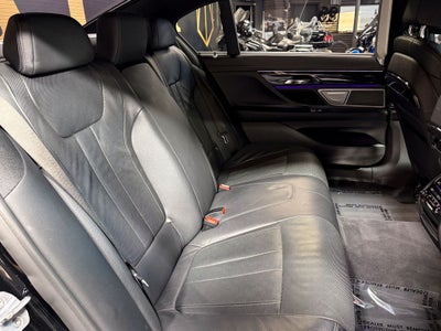 2018 BMW 7 Series 740i