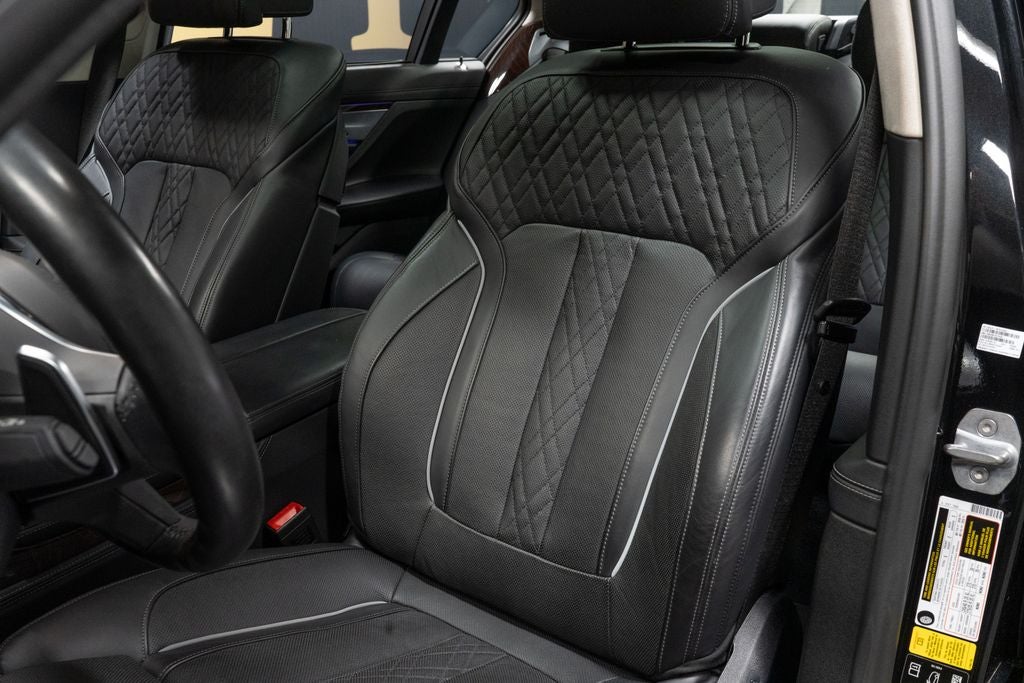 2020 BMW 7 Series M760i