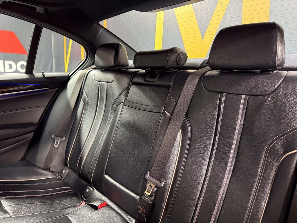 2019 BMW 5 Series 540i