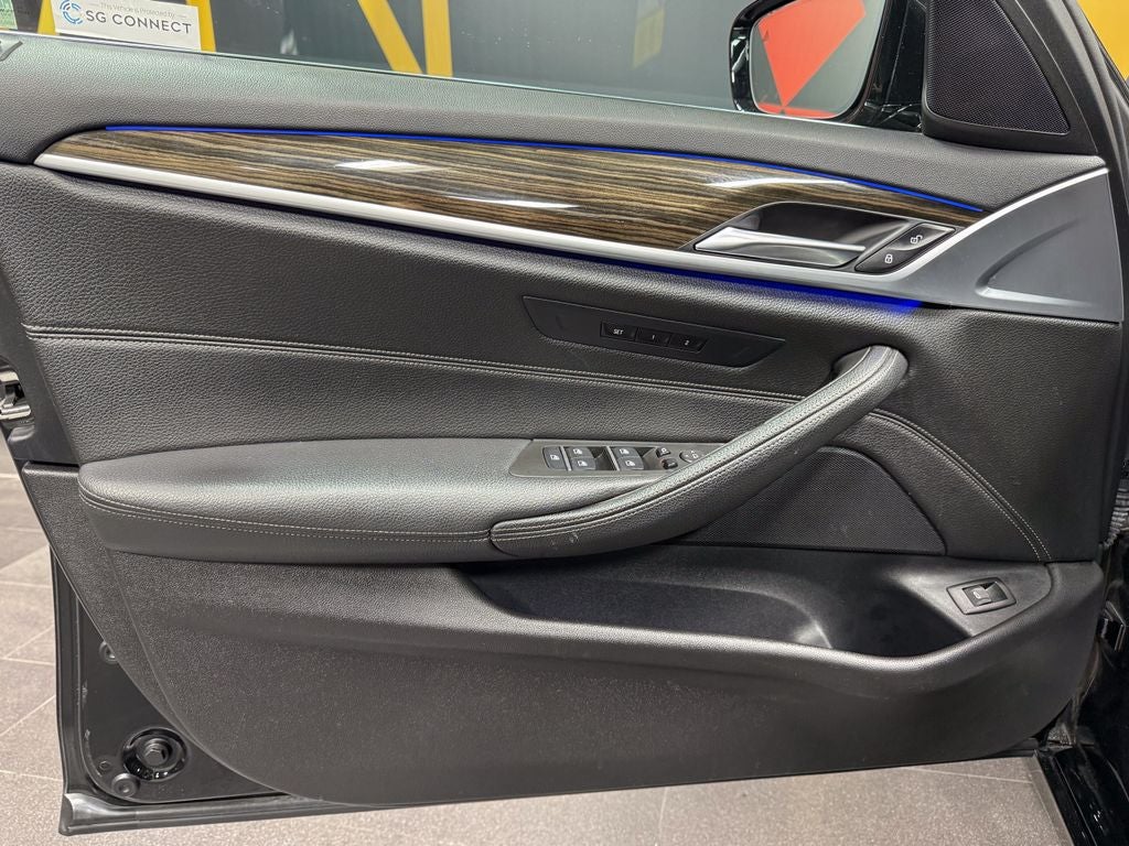 2019 BMW 5 Series 540i