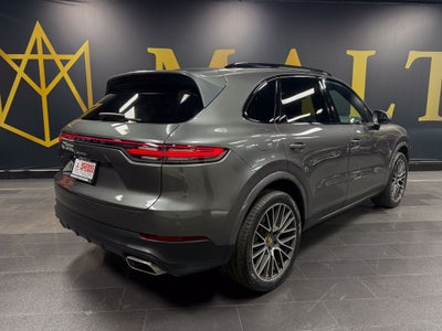 2021 Porsche Cayenne Base