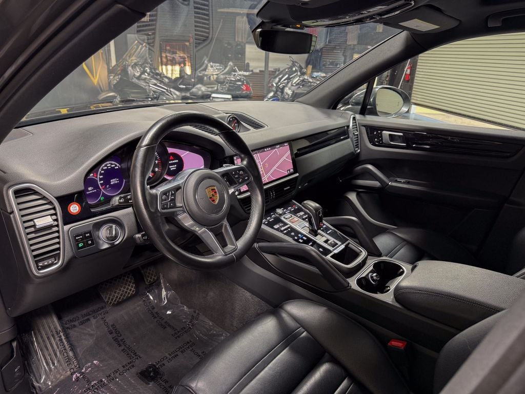 2021 Porsche Cayenne Base