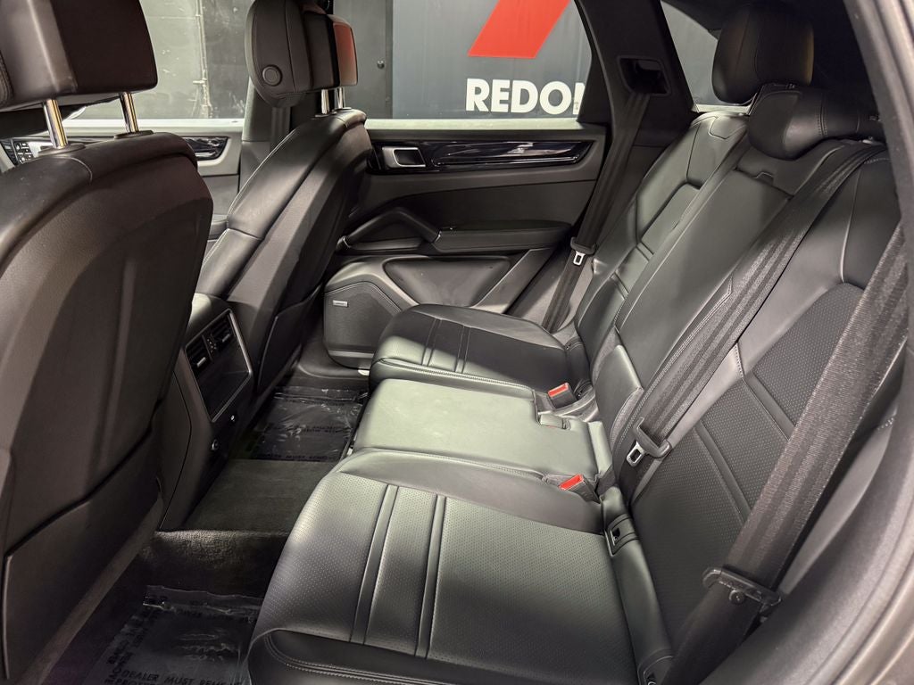 2021 Porsche Cayenne Base