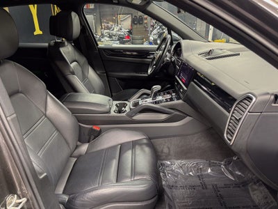2021 Porsche Cayenne Base