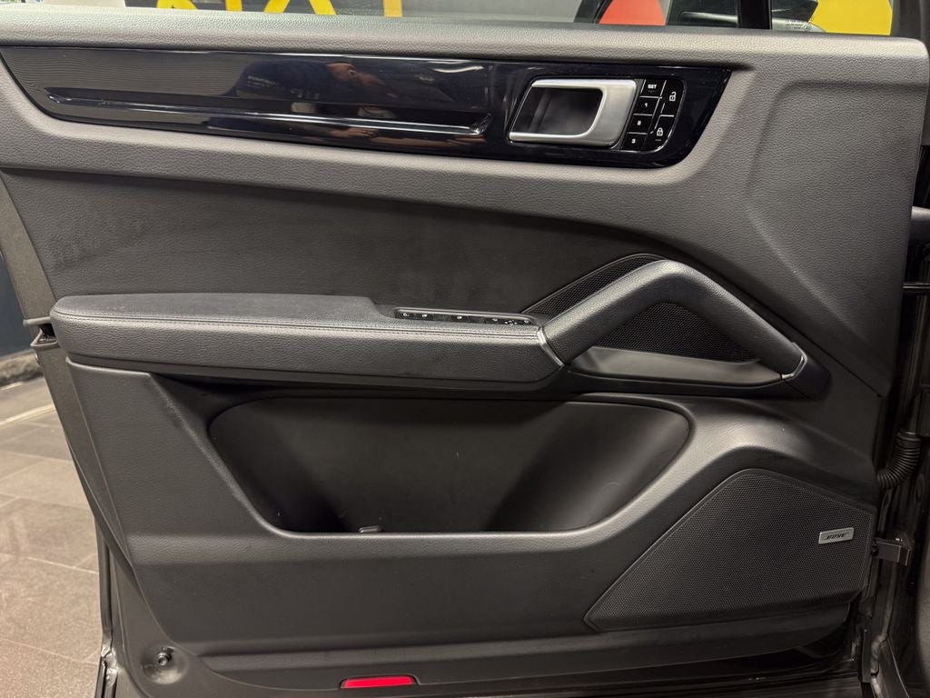 2021 Porsche Cayenne Base