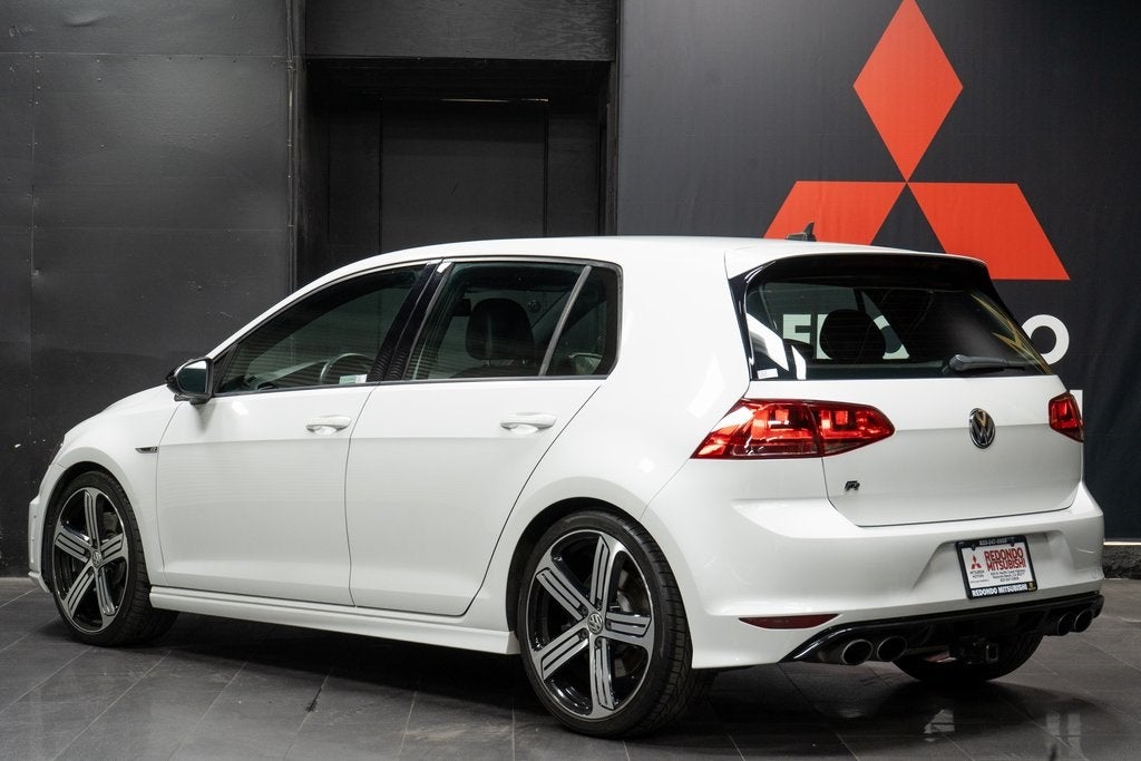 2016 Volkswagen Golf R Base 4Motion