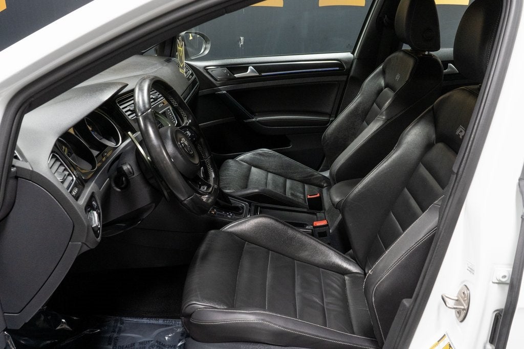 2016 Volkswagen Golf R Base 4Motion