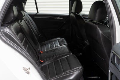 2016 Volkswagen Golf R Base 4Motion