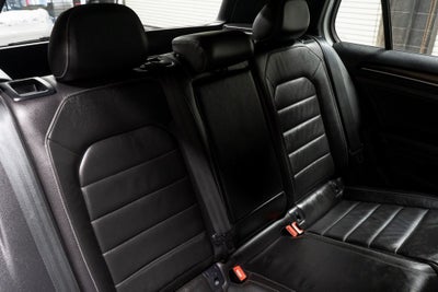 2016 Volkswagen Golf R Base 4Motion