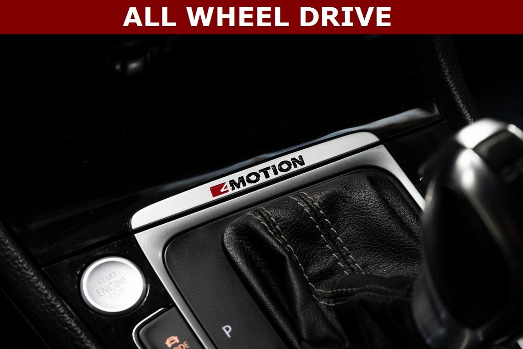 2016 Volkswagen Golf R Base 4Motion