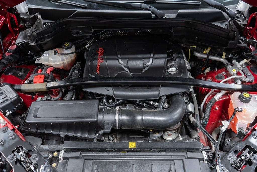 2022 Alfa Romeo Stelvio Veloce