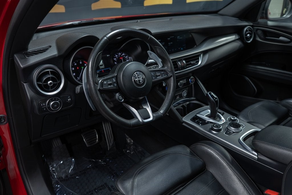 2022 Alfa Romeo Stelvio Veloce