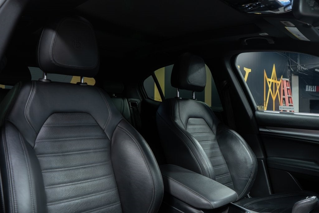 2022 Alfa Romeo Stelvio Veloce