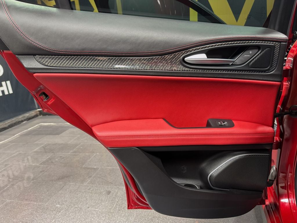 2019 Alfa Romeo Stelvio Quadrifoglio