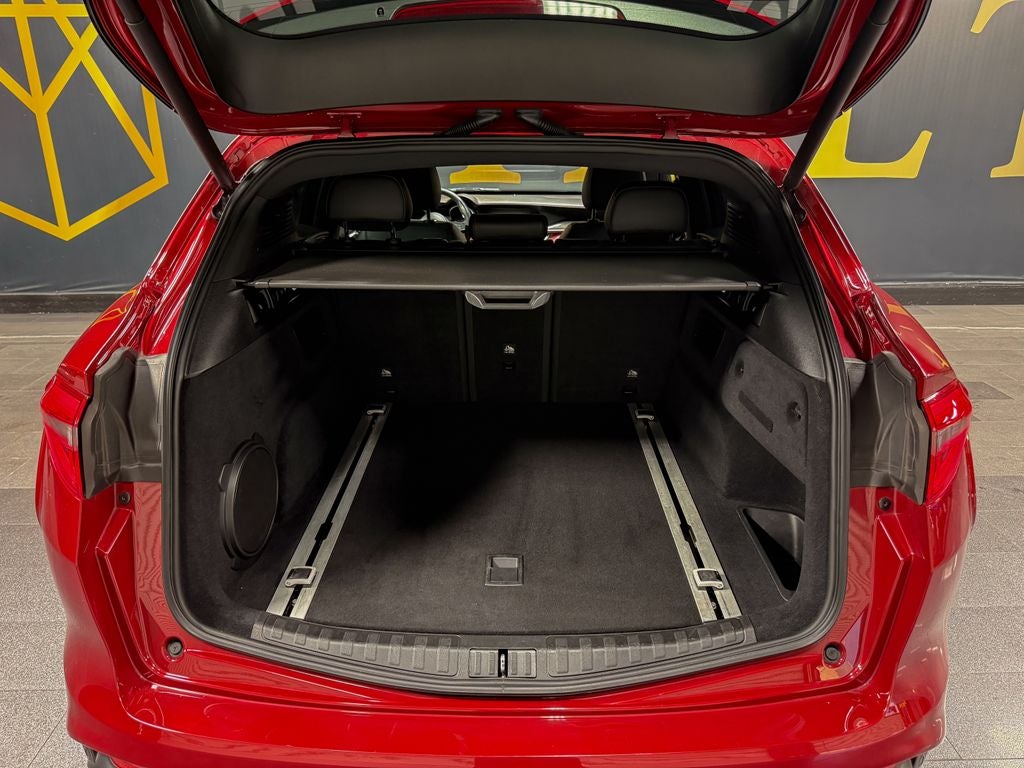 2019 Alfa Romeo Stelvio Quadrifoglio