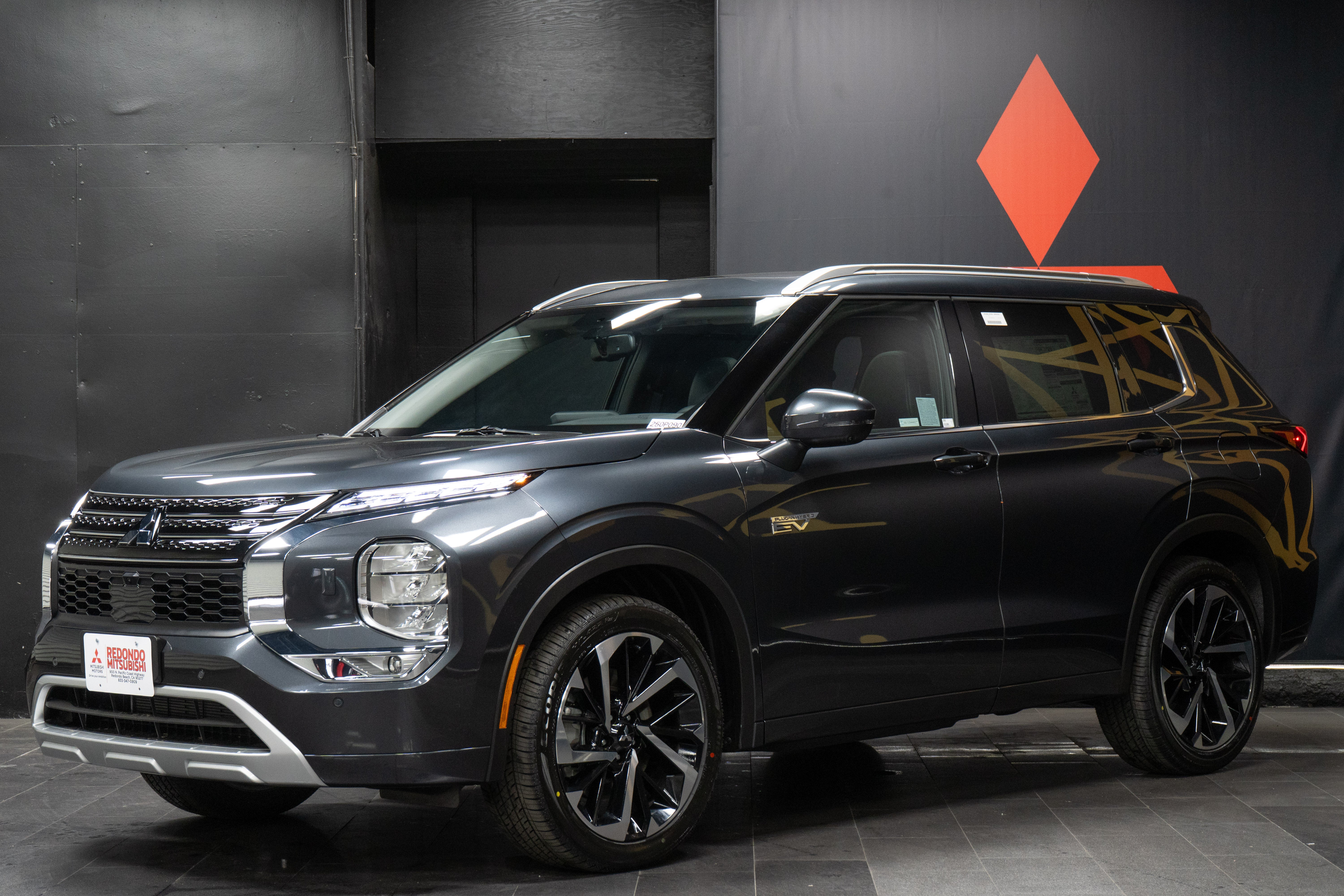 2025 MITSUBISHI OUTLANDER PHEV SEL S-AWC